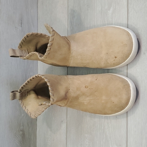 Koolaburra by UGG Women Ankle Suede boots slip on shoes sz 7 - Picture 3 of 10